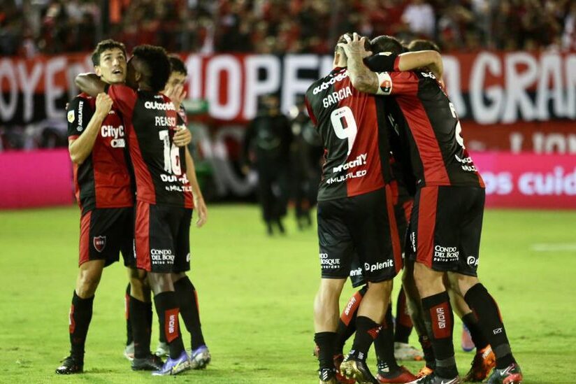 Newell’s derrotó 1 a 0 a Patronato y volvió a la zona de clasificación