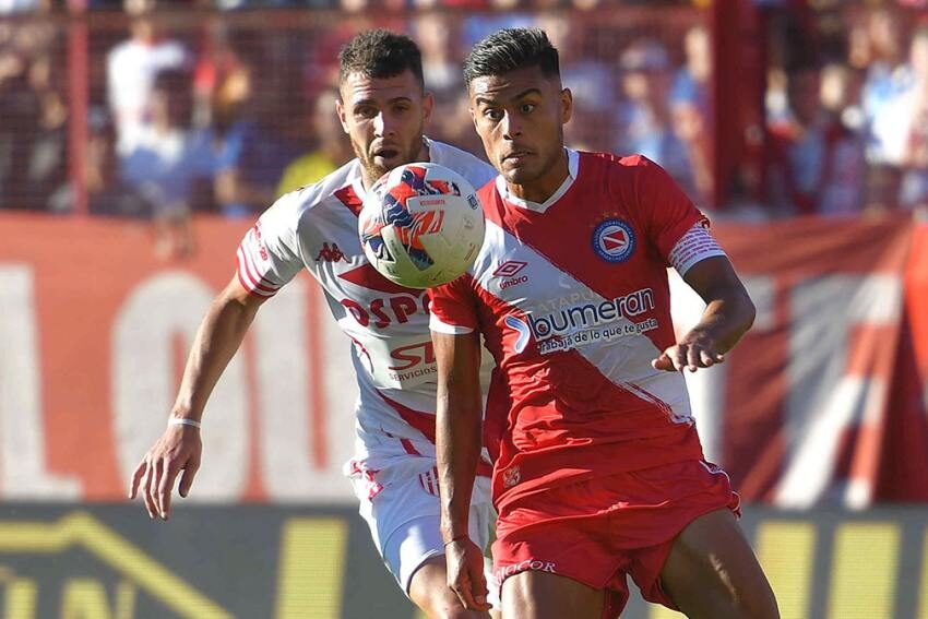 Unión cayó ante Argentinos y el bicho se clasificó a los cuartos de la Copa de la Liga