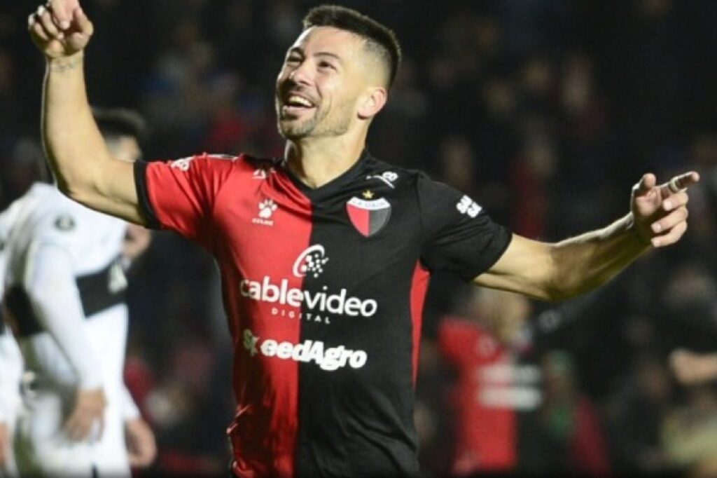 Colón le ganó a Olimpia y se instaló en los octavos de final de la Libertadores