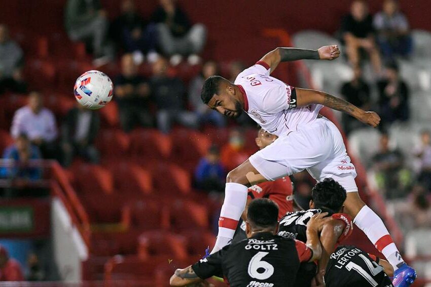 Colón, enfocado en la Copa Libertadores, recibe a Huracán