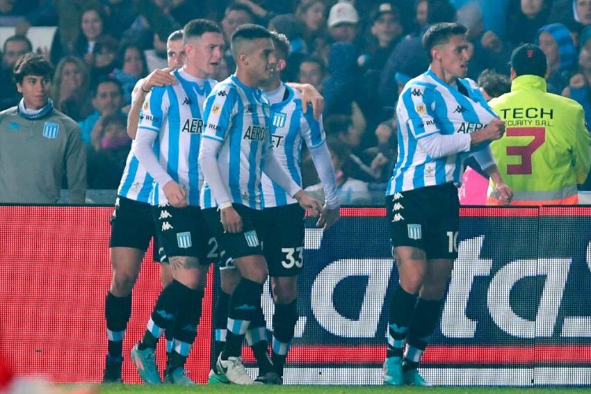 Racing se recuperó con una valiosa victoria ante Vélez