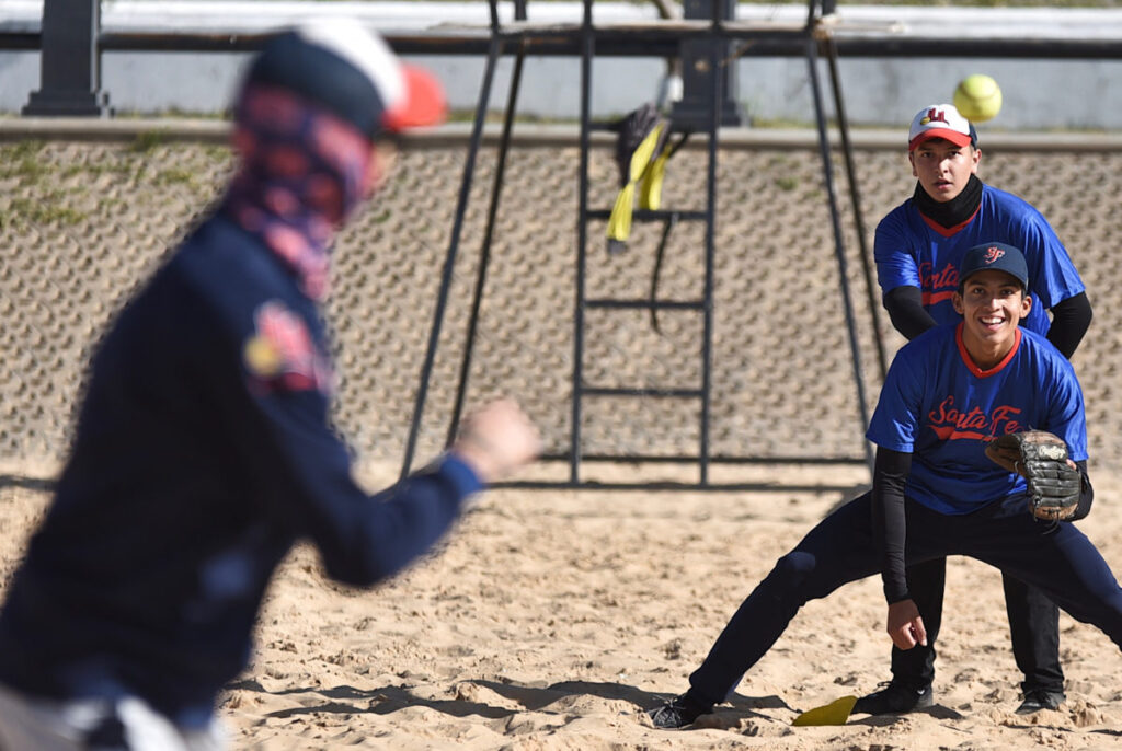 Santa Fe Capital promueve la práctica de deportes de playa durante todo el año