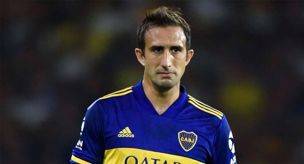 Carlos Izquierdoz podría irse de Boca en medio de la interna entre jugadores y el Consejo