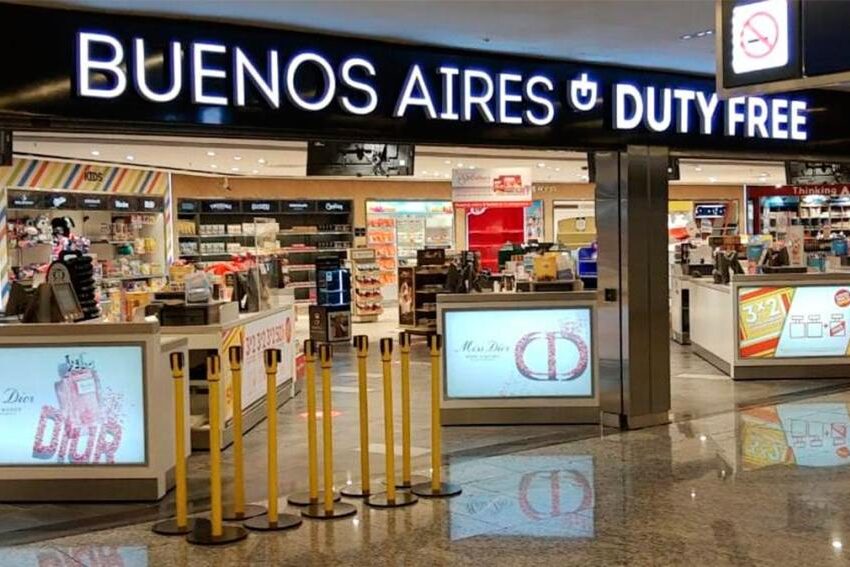 Otro cepo al dólar: sacaron las cuotas en free shops