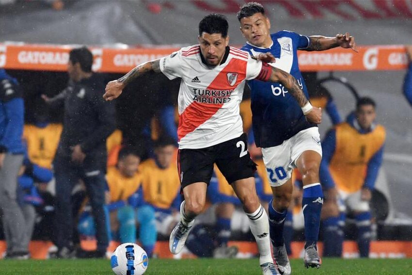 Con polémica, Vélez eliminó a River de la Copa Libertadores en el Monumental