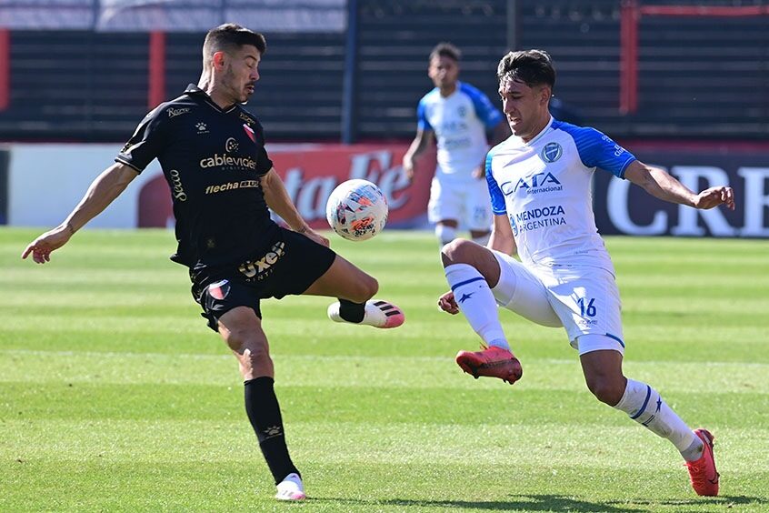 Colón juega ante Godoy Cruz en Mendoza con la mente puesta en la Libertadores