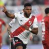 River goleó a Central Córdoba y se prende en la lucha por el campeonato