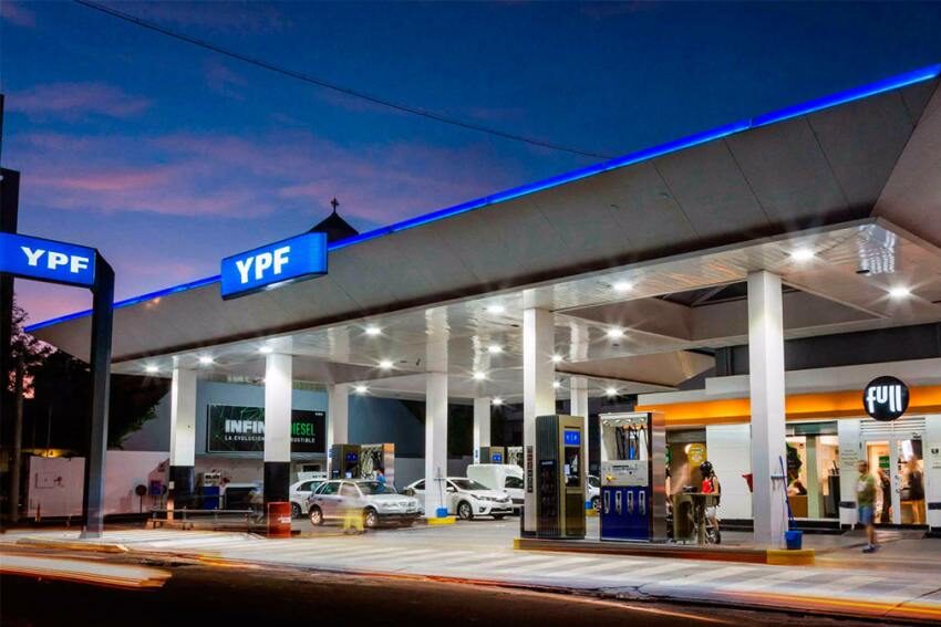 Combustibles: YPF aumenta 7,5% las naftas y el gasoil