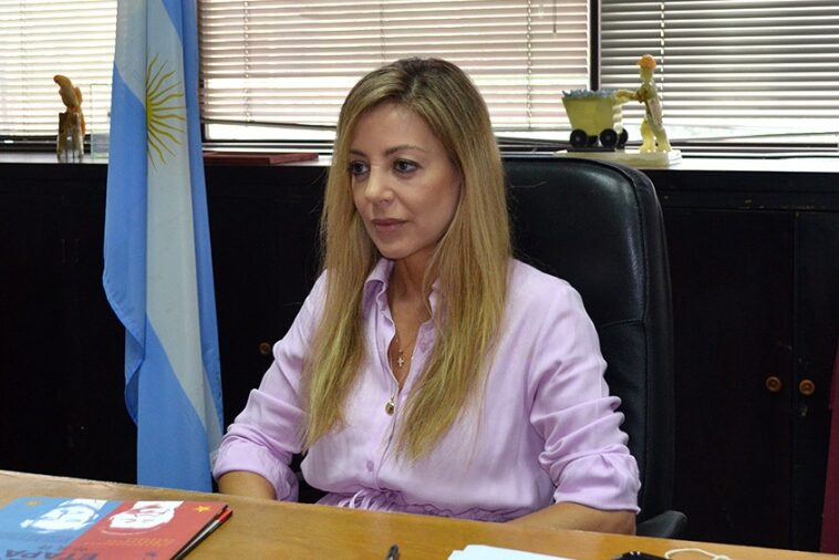 Massa anunció a Flavia Royón como secretaria de Energía