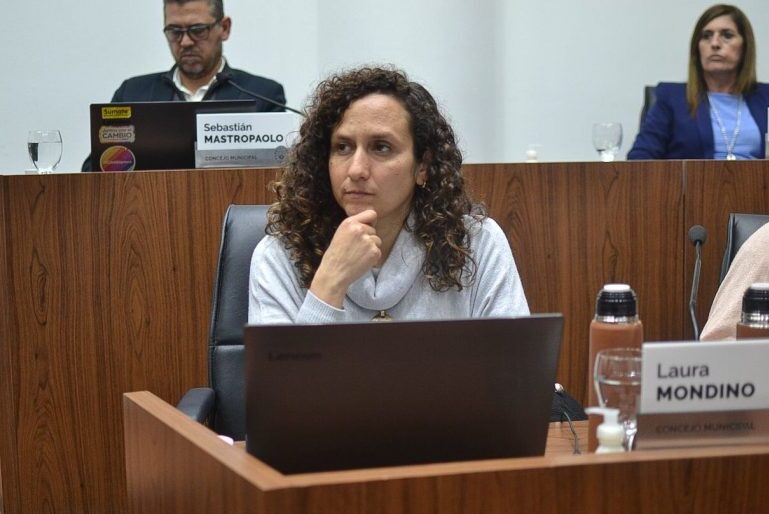 Piden a Perotti que se efectúen transferencias de fondos pendientes al municipio