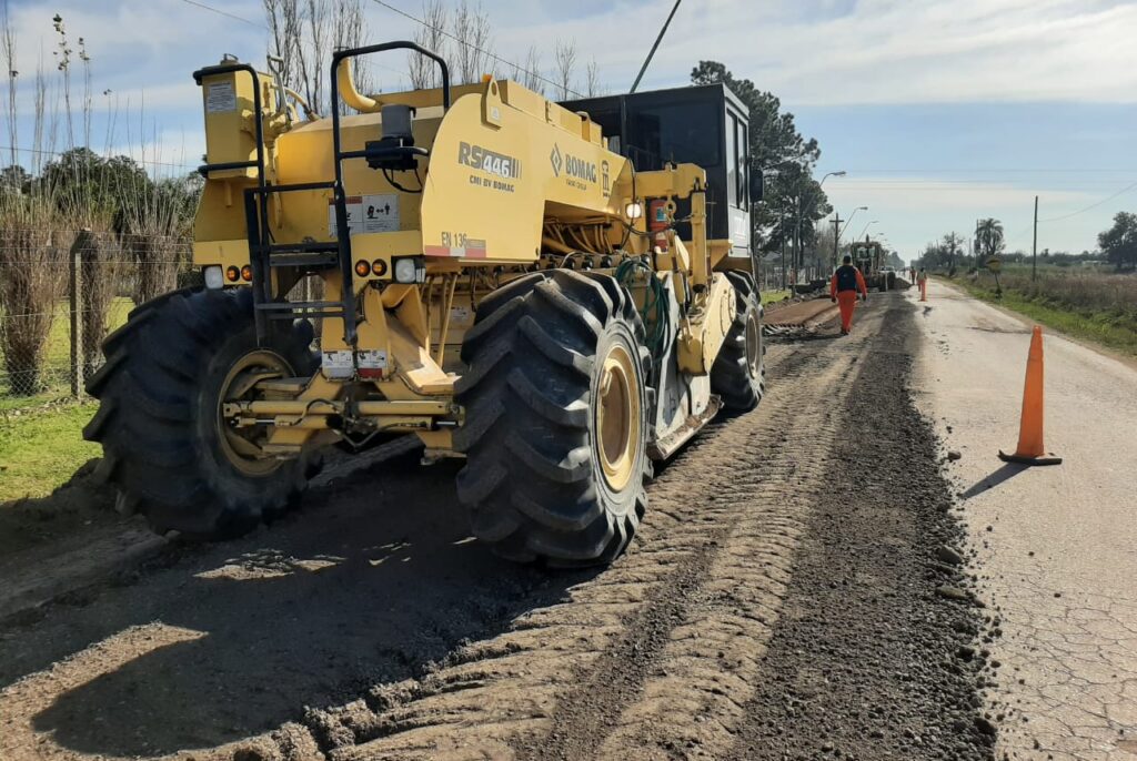 La Municipalidad de Santo Tomé puso en marcha la repavimentación por tramos del Acceso Norte