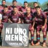 Repudiaron una bandera con “Ni uno Menos” del equipo de fútbol masculino de El Cadi