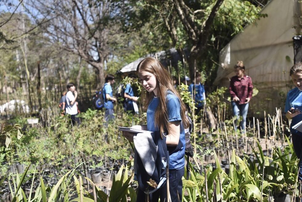 Instituciones Verdes: alumnos de secundaria recorrieron el Jardín Botánico