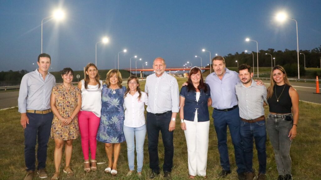 Perotti inauguró las obras de iluminación en el tramo puente Río Salado – Autovía RN 19 de la Autopista Rosario – Santa Fe