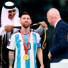 Que es el “bisht”, la túnica que se puso Messi al levantar la Copa del Mundo