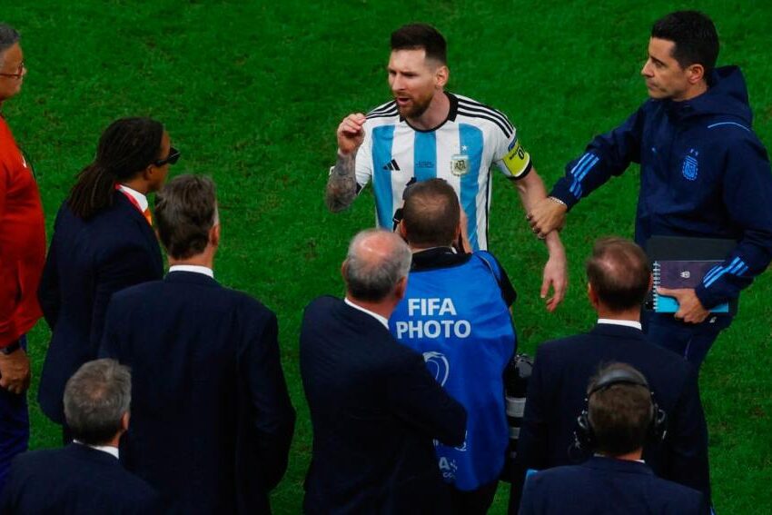 El fuerte cruce de Messi con Van Gaal: “Vende que juega bien al fútbol y metía pelotazos”