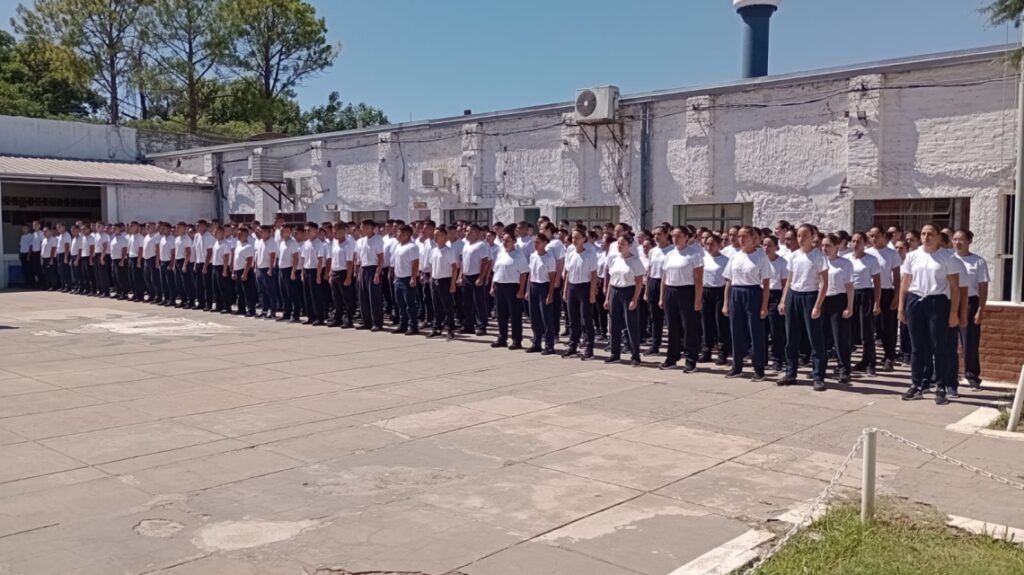 Incorporan 300 nuevos agentes al Servicio Penitenciario