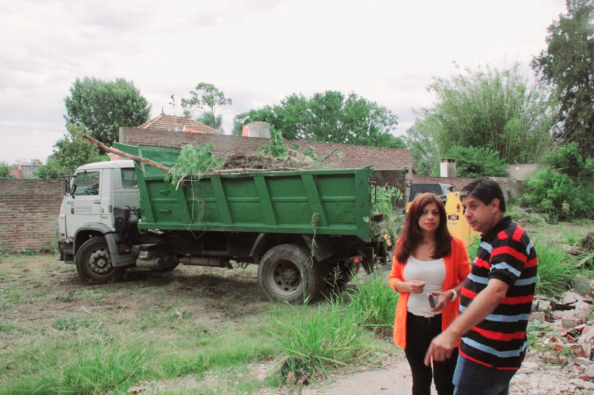 Operativo Verano en Santo Tomé: comenzó el desmalezado de terrenos baldíos privados