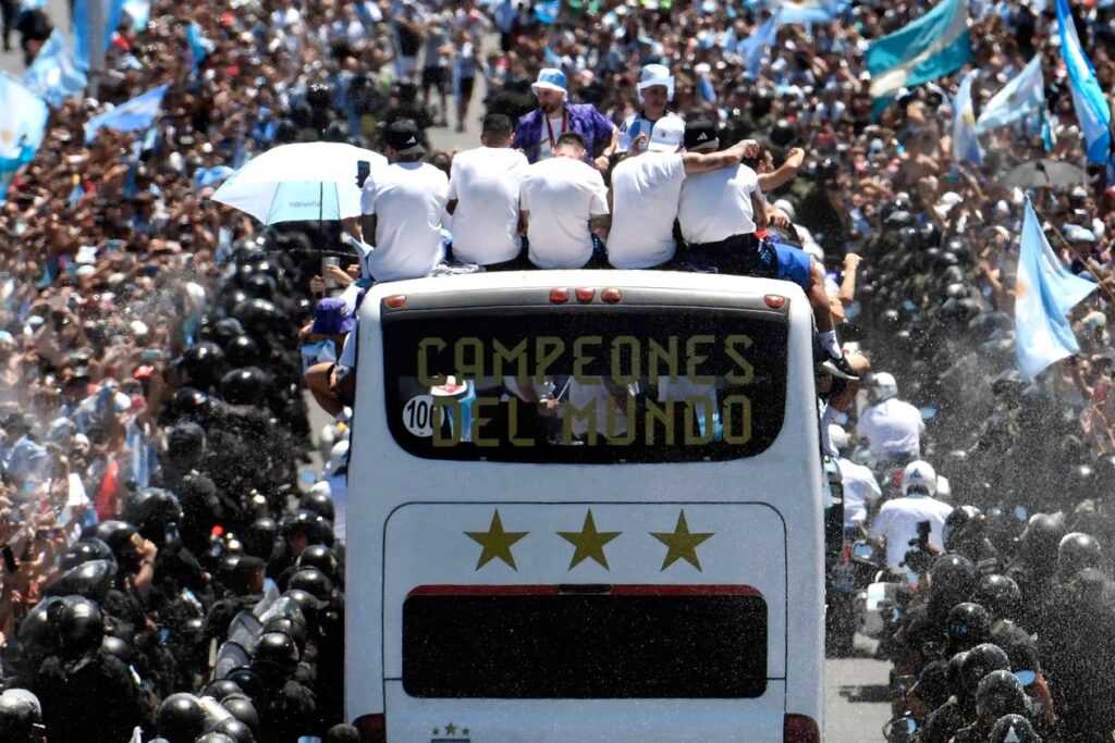 Unas 31 personas resultaron heridas en los festejos con la llegada de los campeones