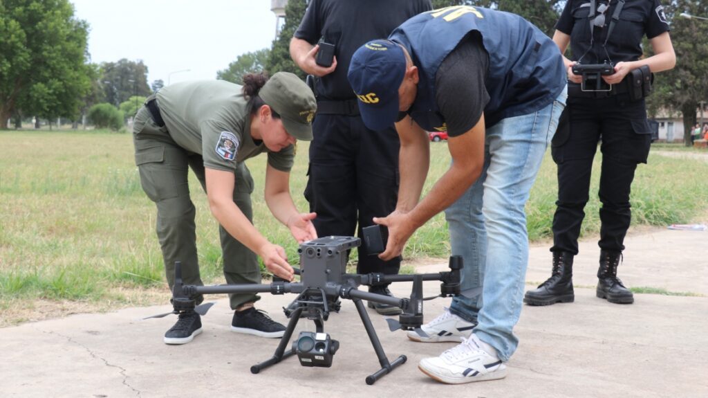 Santa Fe: incorporan 20 drones a la prevención en seguridad