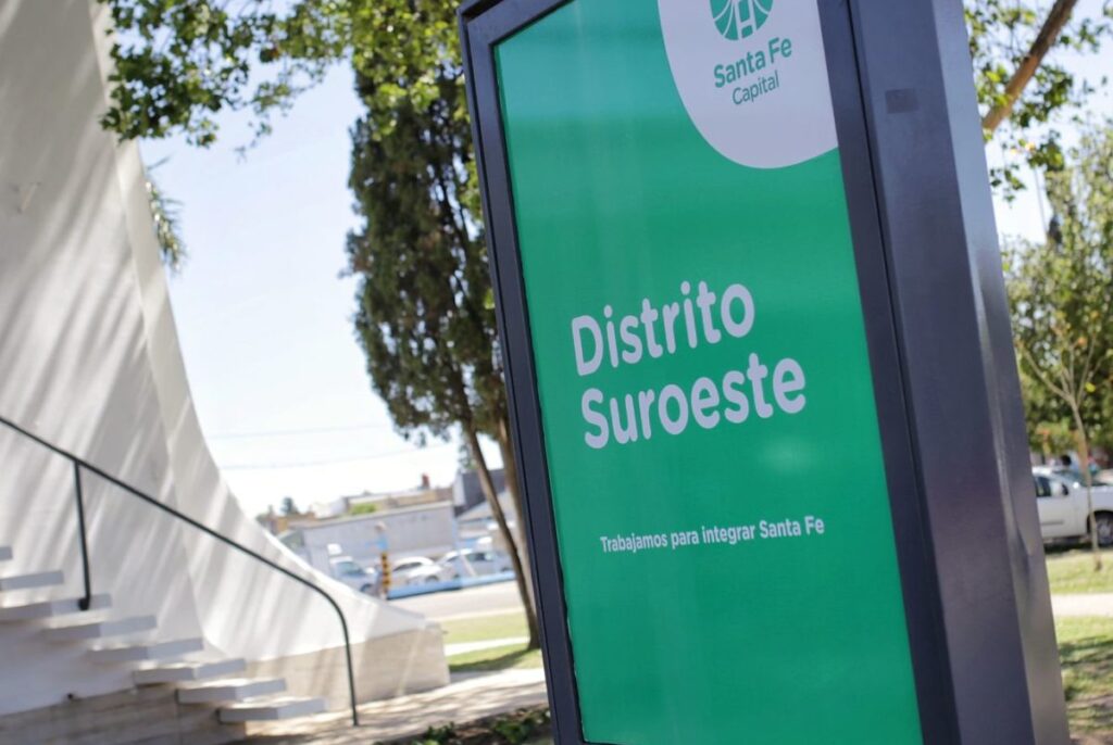 Los Centros de distrito continúan su atención durante el verano