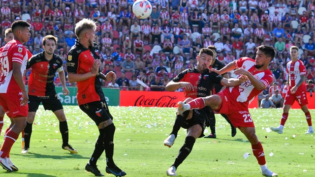 Clásico santafesino: ya está la fecha y hora del partido entre Unión y Colón