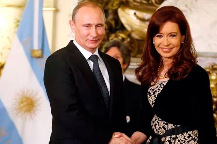 Tensión en Casa Rosada: Cristina Kirchner quiere que Alberto Fernández reciba al canciller de Putin