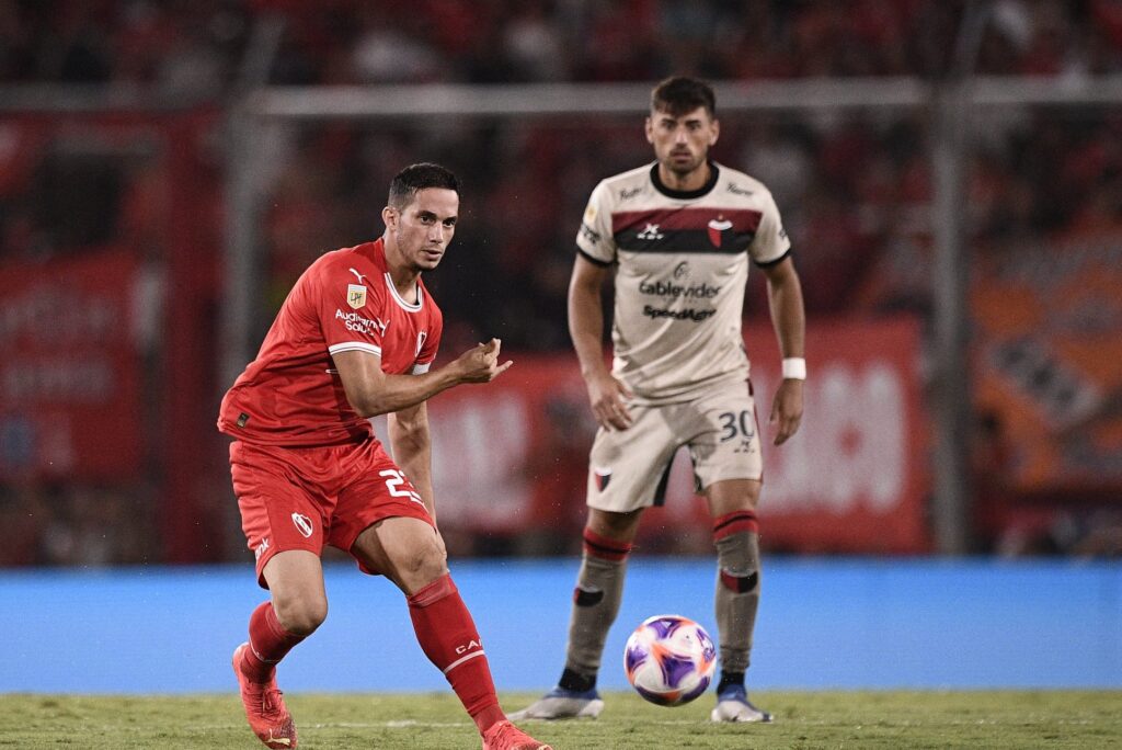 Colón sigue con la sequía de victorias: empató sobre la hora a Independiente