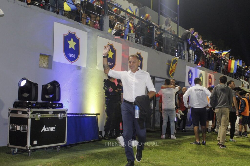 Colegiales se quedó sin técnico en la previa al partido con Colón