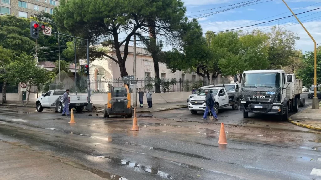 ASSA reparó la cañería dañada en Boulevard