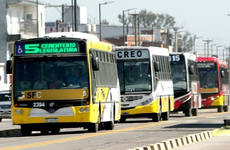 Retoma paulatinamente el servicio de colectivos