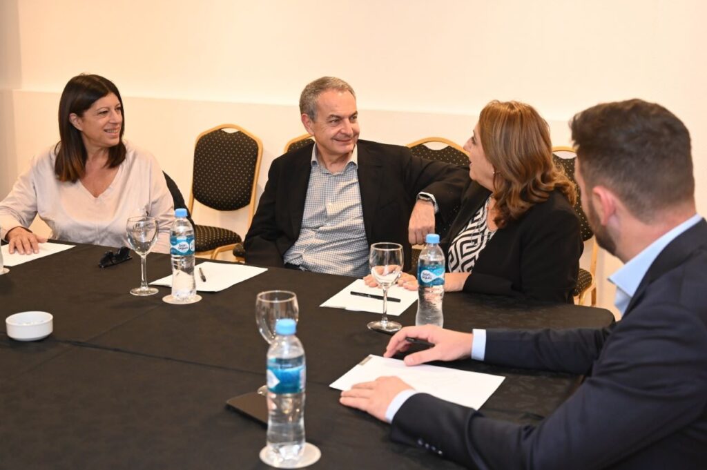 Cumbre de dirigentes socialistas con Rodríguez Zapatero