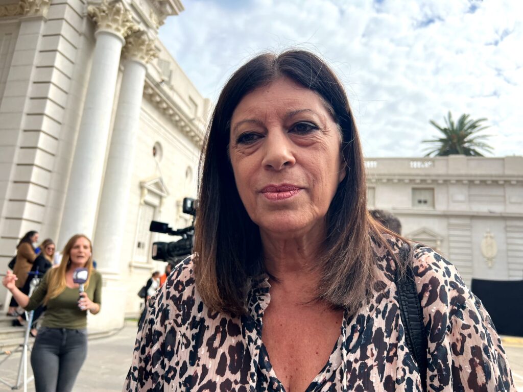 Clara García tras el discurso de Perotti: “Lo que vimos es un hombre en retirada”