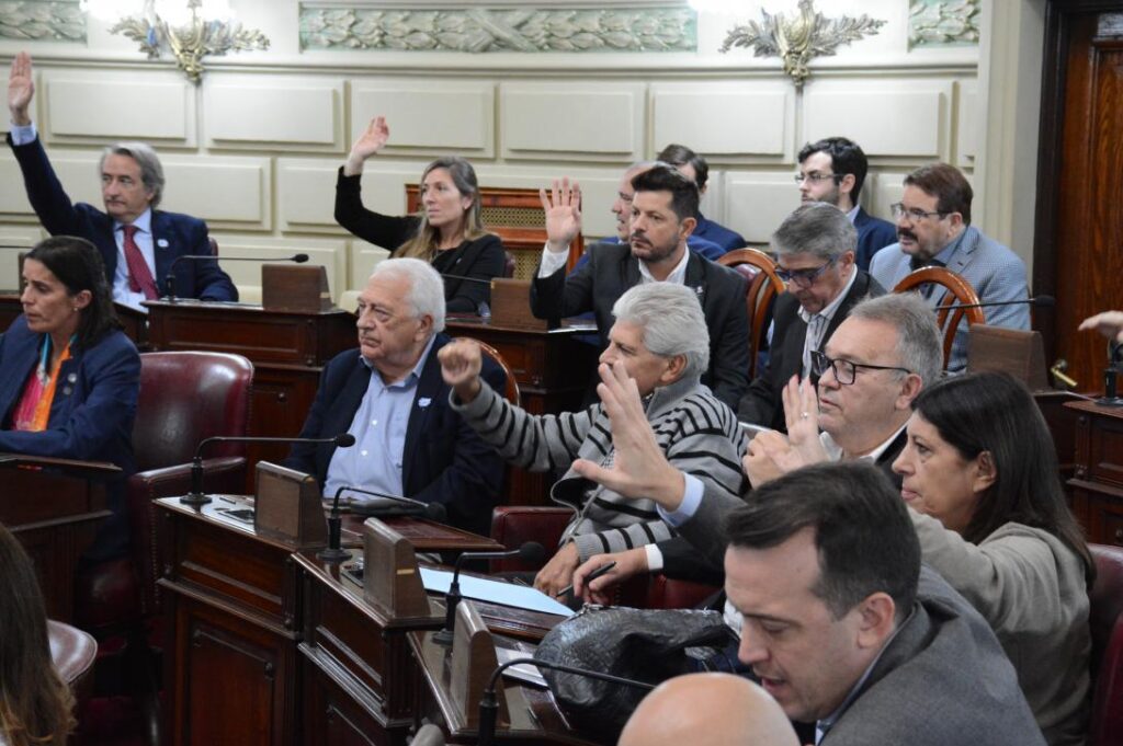 La Asamblea Legislativa prestó acuerdo a dos pliegos para cargos de Fiscal y Defensor Regional