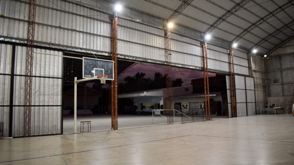 La provincia realizó una inversión millonaria en luces Led para los clubes