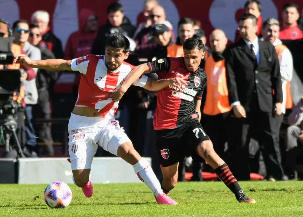 Unión empató con Newell’s y sumo un punto