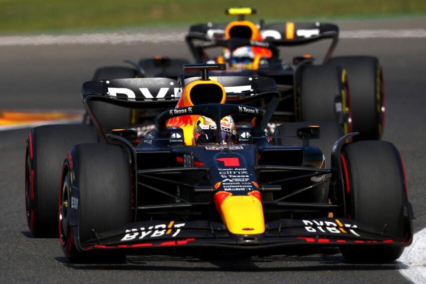 Max Verstappen y Checo Pérez, el 1-2 de Red Bull en Bélgica