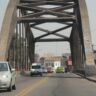 Restringirán el tránsito en el puente Carretero