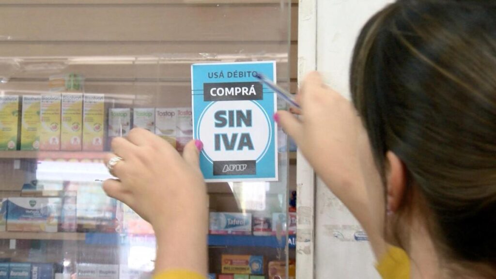 El gobierno busca convertir en ley la devolución del IVA