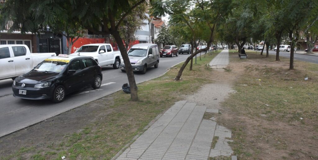 ¿Qué pasará con el socavón de Boulevard y Urquiza?