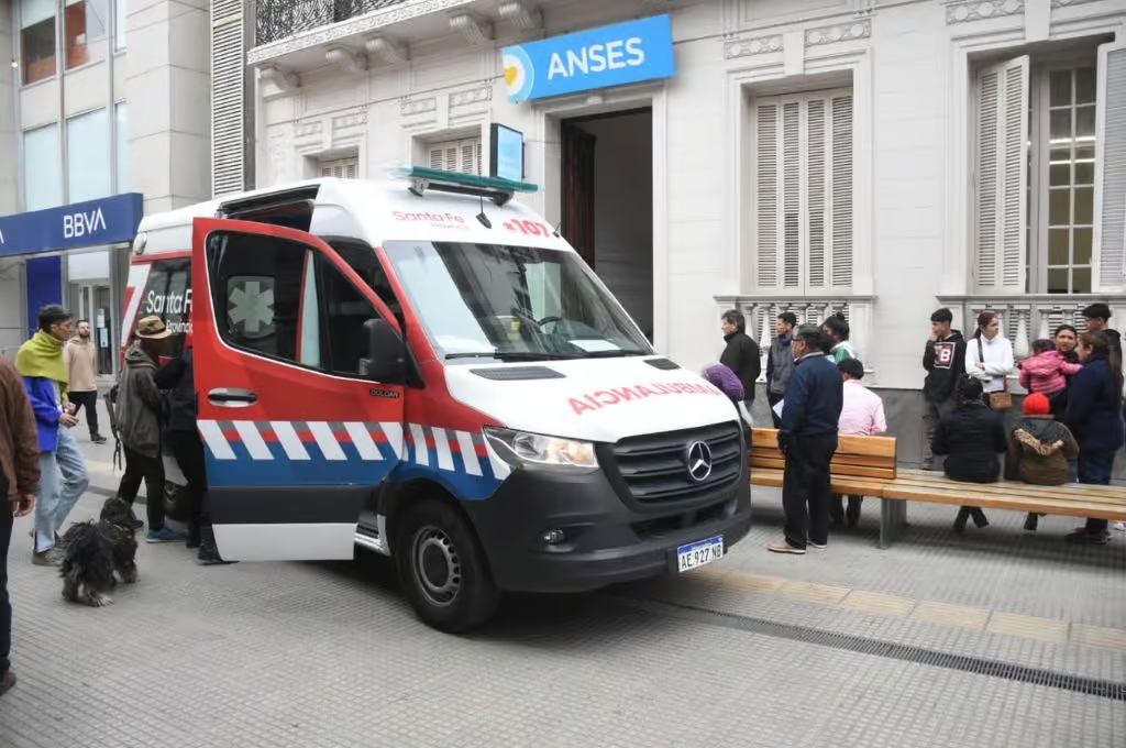 Falleció una mujer en las oficinas de ANSES