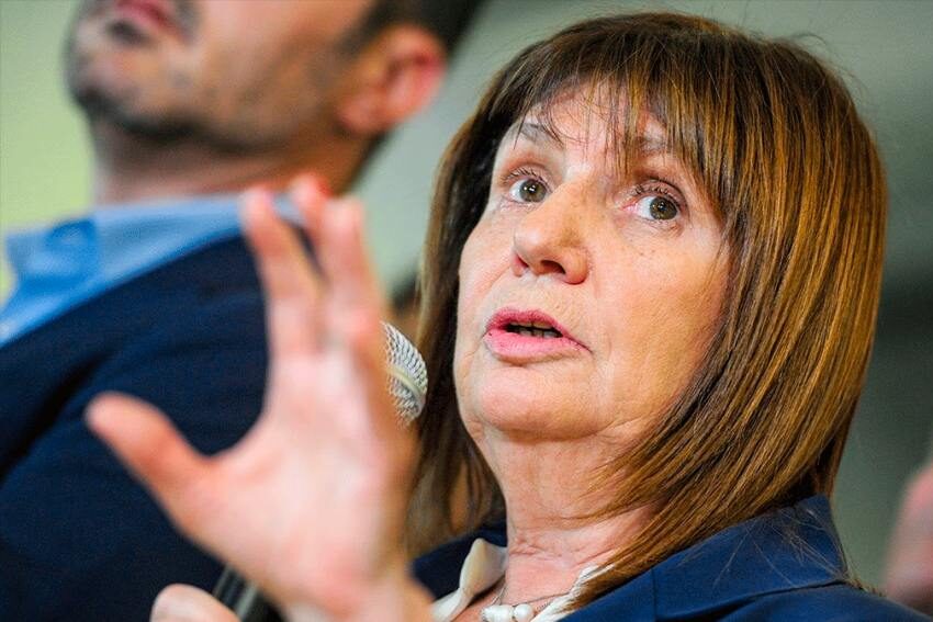 Bullrich cruzó a Massa por la insólita renuncia de subsidios al transporte: “Sos el peor ministro de la historia”