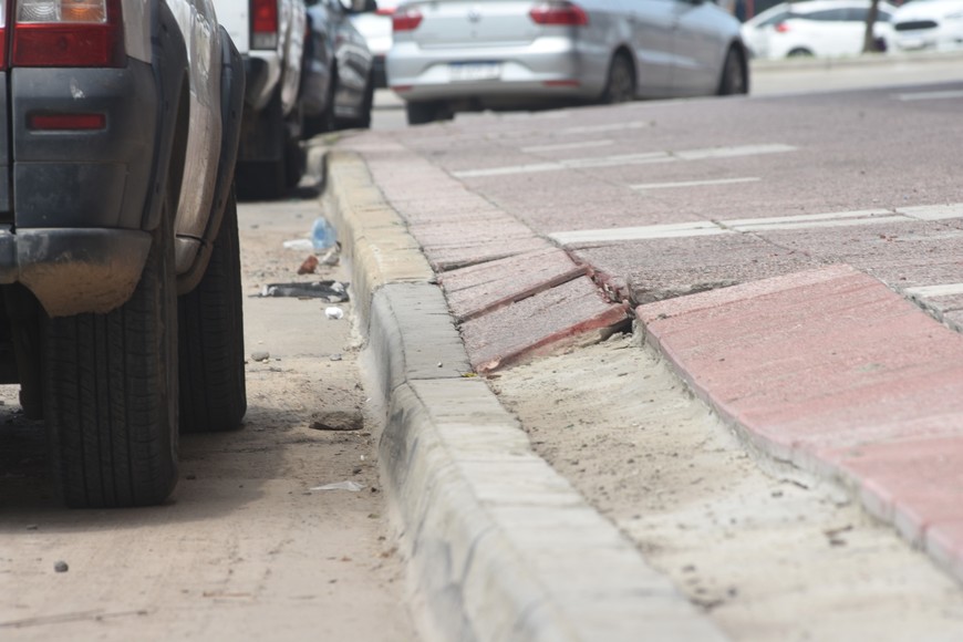 Nuevamente cortaron el tránsito en zona de Unión por el socavón