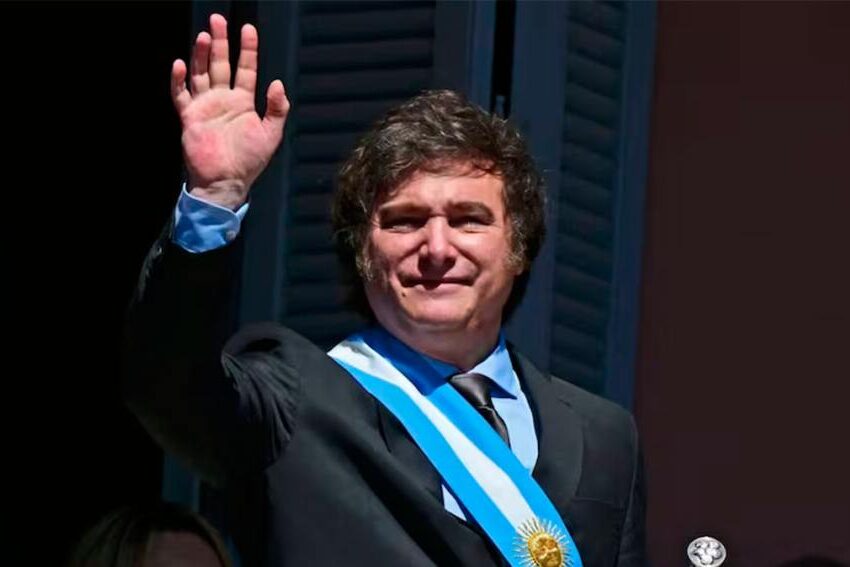 Javier Milei recibe este martes a Pullaro y a los gobernadores en Casa Rosada