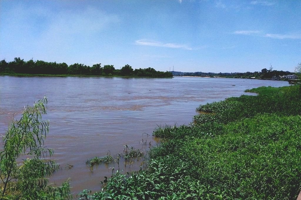 El río Paraná llegó al nivel de alerta en Santa Fe