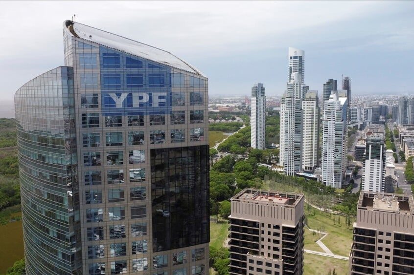 Tras el aumento de YPF, cómo quedaron los precios en los combustibles en Santa Fe