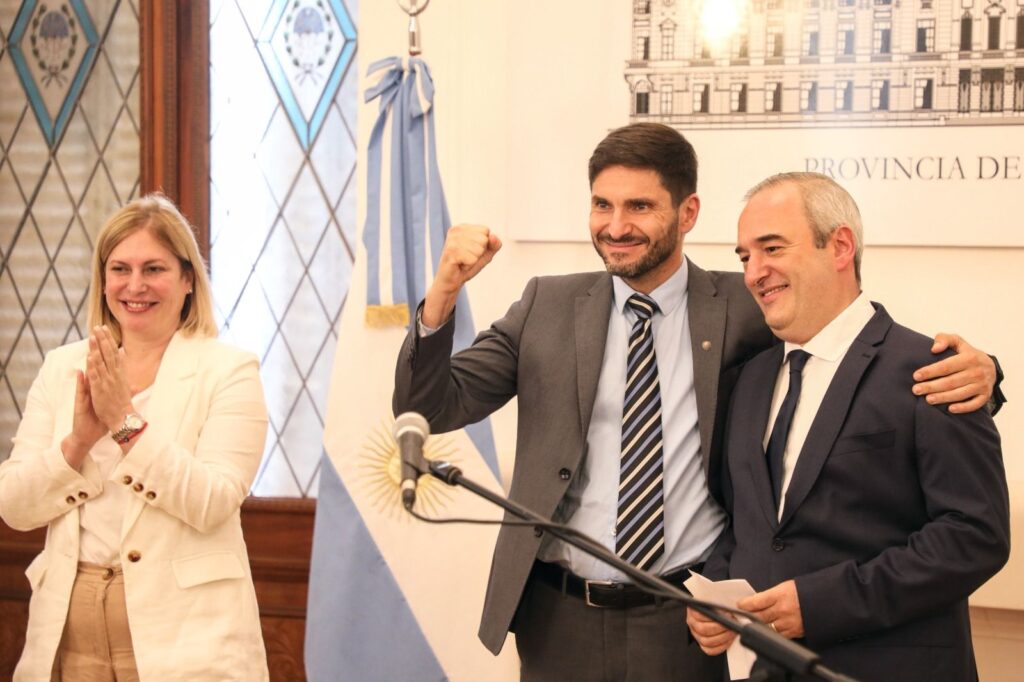 Pullaro tomó juramento al nuevo Fiscal de Estado de la provincia