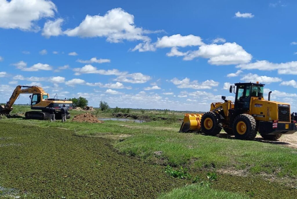 Emergencia hídrica: Provincia avanza con obras de reparación de defensas en el Gran Santa Fe