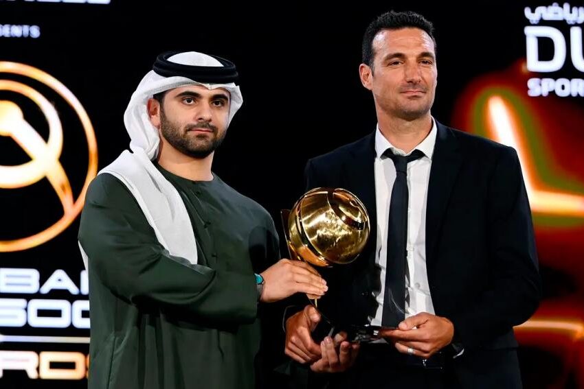 Scaloni recibió el premio Globe Soccer Awards 2023 por su labor como entrenador