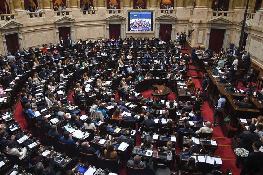 El oficialismo y la oposición dialoguista bloquearon un intento de Unión por la Patria para que la Ley Ómnibus pase a Comisión